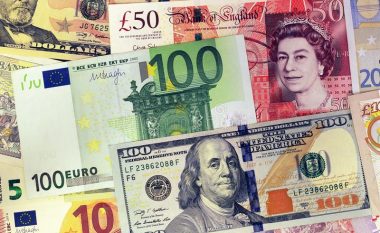 Këmbimi valuator, me sa po blihen dhe shiten dollari dhe euro