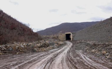 Kjo ështe gjendja e autostradës për Gjilan, Rukiqi i LDK-së: Krejt dhe drejt në baltë