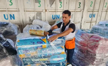 Dyshime se punonjësit humanitarë u përfshinë në sulmin e Hamasit, kreu i OKB njofton nisjen e hetimeve