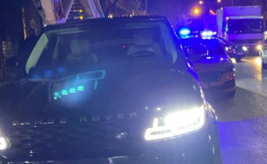 Vidhet një Range Rover pranë stadiumit Arena Kombëtare, arrestohet autori