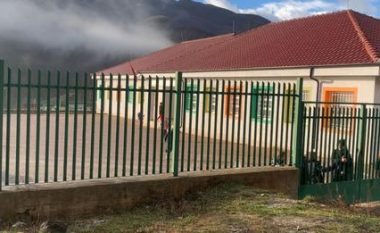 Nxënësit në Bulqizë braktisin mësimin, shkolla nuk ka ngrohje