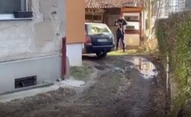 Automjeti me targa serbe përplas policin kosovar, shoferi arratiset nga vendngjarja
