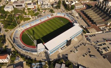 1.3 milionë euro për rindërtimin e fushës në stadiumin ‘Fadil Vokrri’, së shpejti nisin punimet
