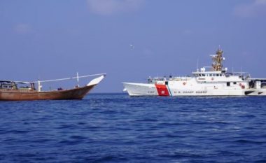 Rebelët Houthi kryejn sulm ndaj një anije tjetër tregtare në Detin e Kuq