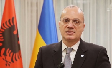 Dy vite nga agresioni rus në Ukrainë, Ministri Hasani: Krenar për rolin e Shqipërisë