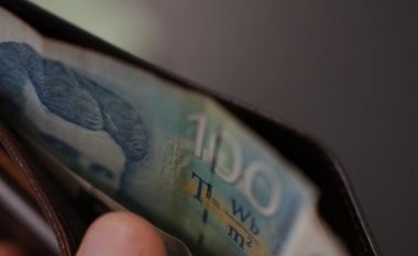 Oda Ekonomike Amerikane në Kosovë propozon alternativa për transaksionet me dinarin serb