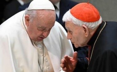 Vuajti 30 vite në burgjet e regjimit komunist, Papa Françesku nderon Kardinalin shqiptar, Ernest Simon Troshani