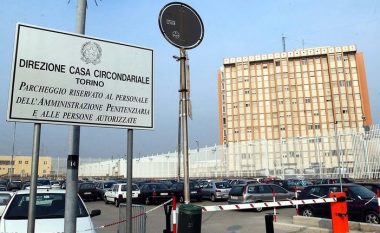 “Më ktheni në atdhe”, i dënuari shqiptar prej një muaji në grevë urie në burgun e Torinos, Ministria: Shqipëria s’ka kapacitete