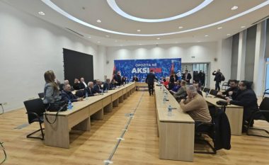 “Bardhi të bëhet nënkryetar i partisë”, zbulohet propozimi i Leskajt brenda mbledhjes: Deputetët e grupit të tij t’i bashkohen Rithemelimit