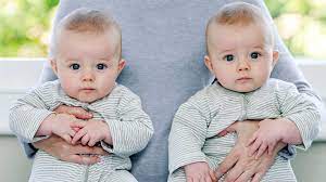 Itali/38-vjecarja e lindur me gjysmë zemre bëhet nënë e binjakëve