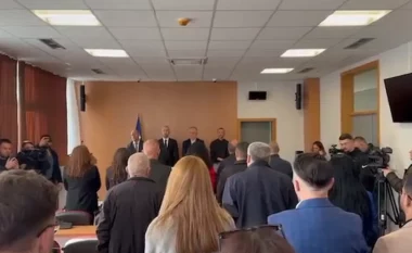 Mbahet për herë të parë një seancë solemne për Pavarësinë e Kosovës në institucionet komunale në Mitrovicën e Veriut