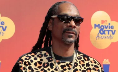 Snoop Dogg humb vëllanë në moshë të re