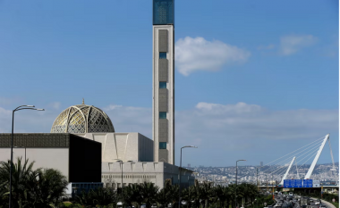 Inagurohet xhamia më e madhe e Afrikës në Algjeri me vlerë 898 milionë dollarë (FOTOT)