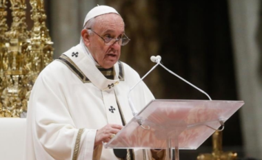 Papa Françesku lutet për viktimat e sulmit terrorist në Moskë, kujton urdhëresën e Zotit: Mos vrit!