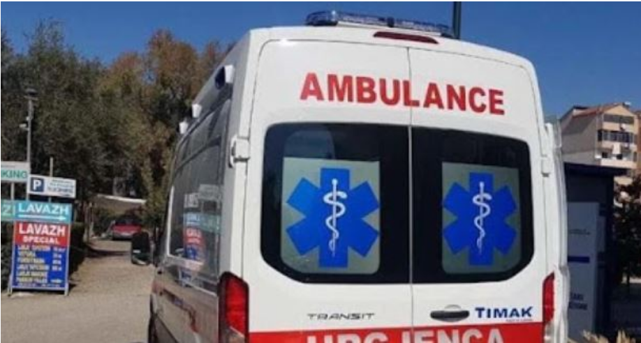 Shkodër/ Bie aksidentalisht nga kati i katërt i pallatit, plagoset rëndë 40-vjeçari