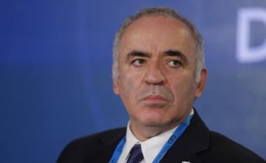Rusia fut në listën e “terroristëve” kritikun e Kremlinit, Garry Kasparov