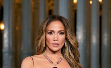 Jennifer Lopez anuloi 7 koncerte dhe fansat u tërbuan!