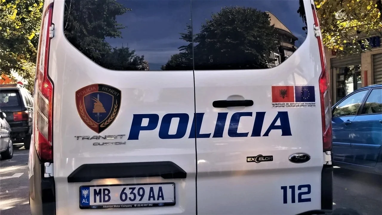 Punonjësi i bashkisë u aksidentua për vdekje  shpallet në kërkim përgjegjësi i punimeve në Elbasan