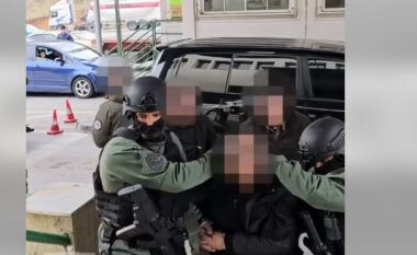 VIDEO / Nën masa të rrepta sigurie, momenti kur ekstradohet nga Kosova drejt Shqipërisë, Gëzim Çela