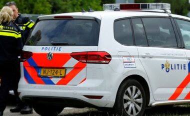 Me 13 kg kokainë me vete, burg për 52-vjeçarin shqiptar në Holandë! Si tentoi të fshihej pas një shkurreje