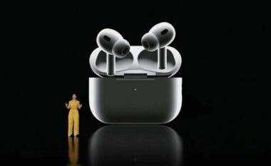 Apple vjen me risi, transformon kufjet në aparat dëgjimi