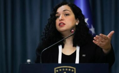 Osmani konferencë me zyrtarin amerikan: Anëtarësimi në INTERPOL, është i pamundur pa mbështetjen e SHBA