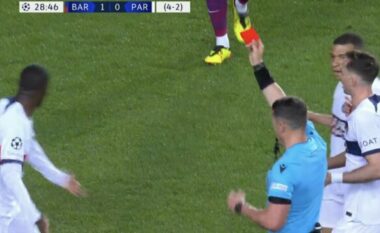 VIDEO / Barcelona mbetet me një lojtar më pak, Araujo merr karton të kuq