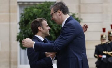 Vuçiç vizitë zyrtare në Francë, pritet të takohet me Macron: Fokusi nga Kosova e deri tek energjia bërthamore