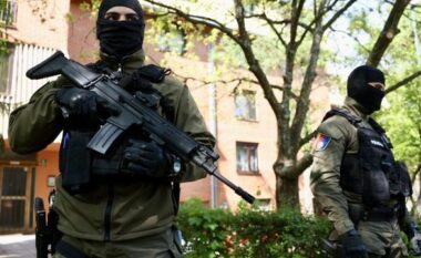 Arrestohen 22 zyrtarë të lartë në Bosnje, komunikuan në aplikacionin Sky ECC