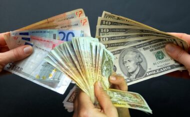 Dramë në tregun valutor,  leku “godet” sërish euron edhe dollarin