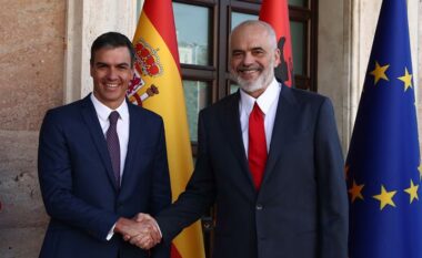 Bashkëshortja e tij po hetohet për korrupsion, Rama mesazh kryeministrit të Spanjës: Kurrë mos u dorëzo, nevojitet qëndrueshmëri ndaj gënjeshtarëve