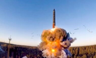 Rusia teston një raketë balistike ndërkontinentale, ministria e Mbrojtjes: Ishte pjesë e “testimit shtetëror të sistemeve të mundshme raketore”