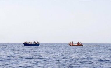 Përmbyset një anije në Portugali, zhduken katër pesona, përfshirë një fëmijë 12-vjeçar