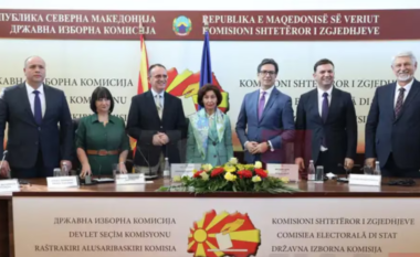Kandidatët për president të Maqedonisë së Veriut zotohen për zgjedhje të drejta, por nuk i besojnë njëri tjetrit