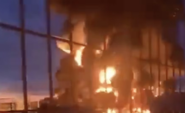 Raportohet për zjarr në një rafineri ruse të naftës