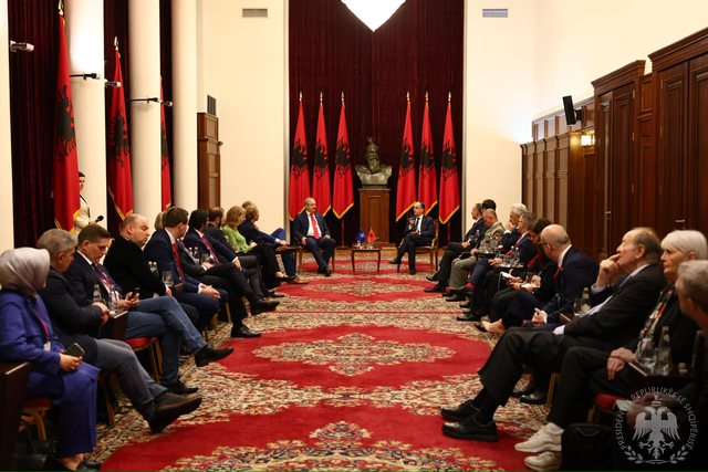 Presidenti Begaj takim me delegacionin e Asamblesë Parlamentare të NATO-s