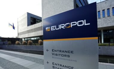 Europol: 821 banda kriminale, kërcënojnë BE! Janë profesionale dhe kanë më shumë se 25 000 anëtarë