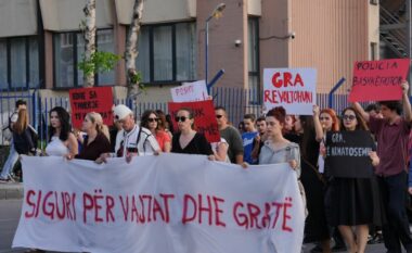 Prishtina në protestë pas vrasjes së një 21-vjeçareje