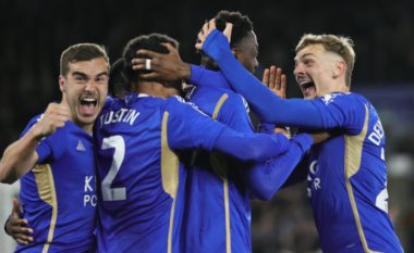 Leicester rikthehet në Premier League ende pa luajtur ndeshjen e tyre