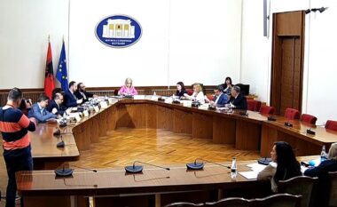 Përfundon mbledhja e Këshillit të Mandateve për shqyrtimin e mandatit të Olta Xhaçkës