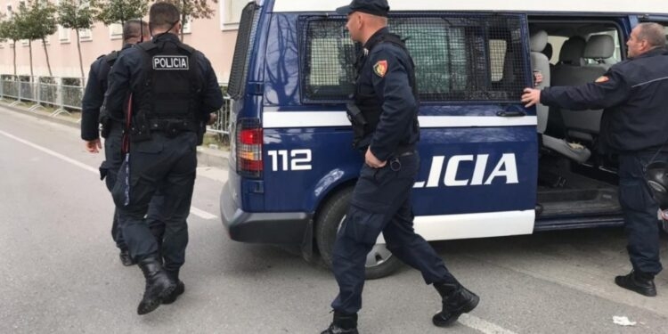 Sherr mes të miturve Tiranë, 12-vjeçari përfundon në spital