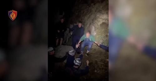 Mbetën të bllokuar tek “Shpella e Pëllumbasit”, shpëtohen pas disa orësh kërkime 5 turistë të huaj
