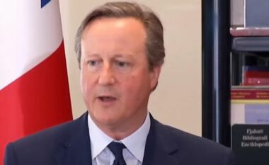 “Jam këtu për sukseset e Shqipërisë”, Cameron në Tiranë: Emigracioni është problem i gjithë Evropës dhe ju e keni përballuar