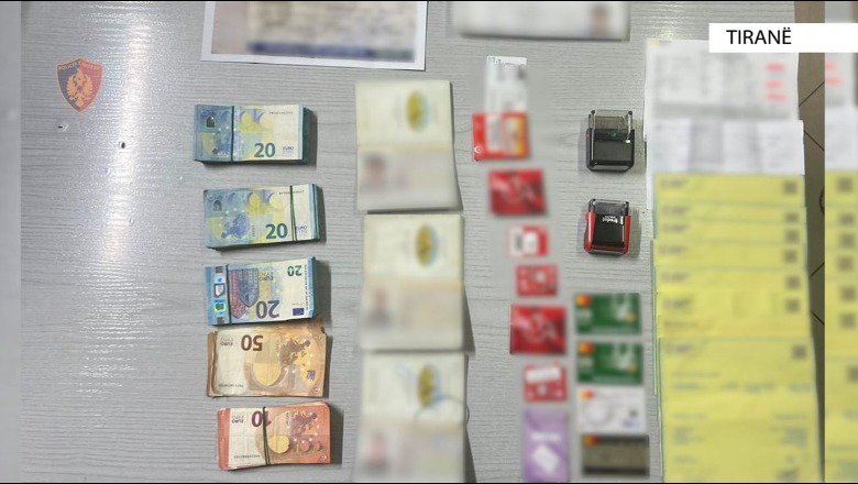 Tiranë/ Transportonte ilegalisht persona nga vendet e treta, arestohet 30-vjeçari! Sekuestrohen 7280 euro, 10 pasaporta dhe karta krediti