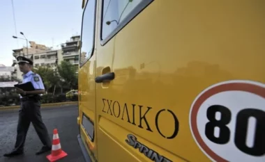 Ngjarje e pazakontë në Greqi, harruan për gjashtë orë fëmijën 4 vjeç brenda autobusit të shkollës