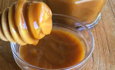 Pse duhet të konsumoni mjaltin e hikrrës?