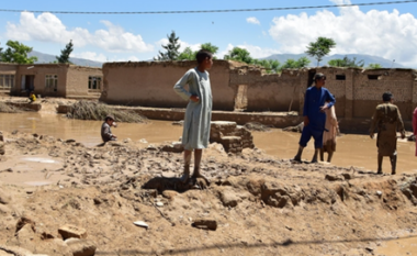 Përmbytjet vdekjeprurëse në Afganistan, shkon në 315 numri i të vdekurve