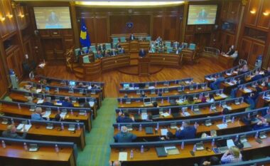 VOA: Zgjedhjet e reja të parakohshme parlamentare tashmë pjesë e diskutimeve të partive politike në Kosovë