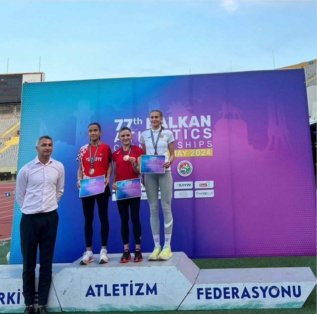 Luiza Gega dominuese absolute në Kampionatin Ballkanik, rrëmben sërish vendin e parë edhe në garën e 5000 m/p
