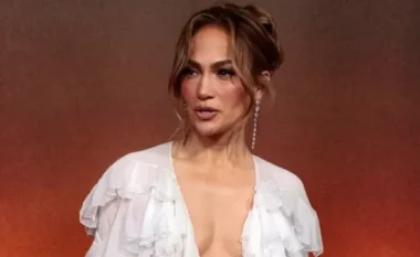 Jennifer Lopez për Inteligjenca Artificiale: E frikshme, na vodhën fytyrat